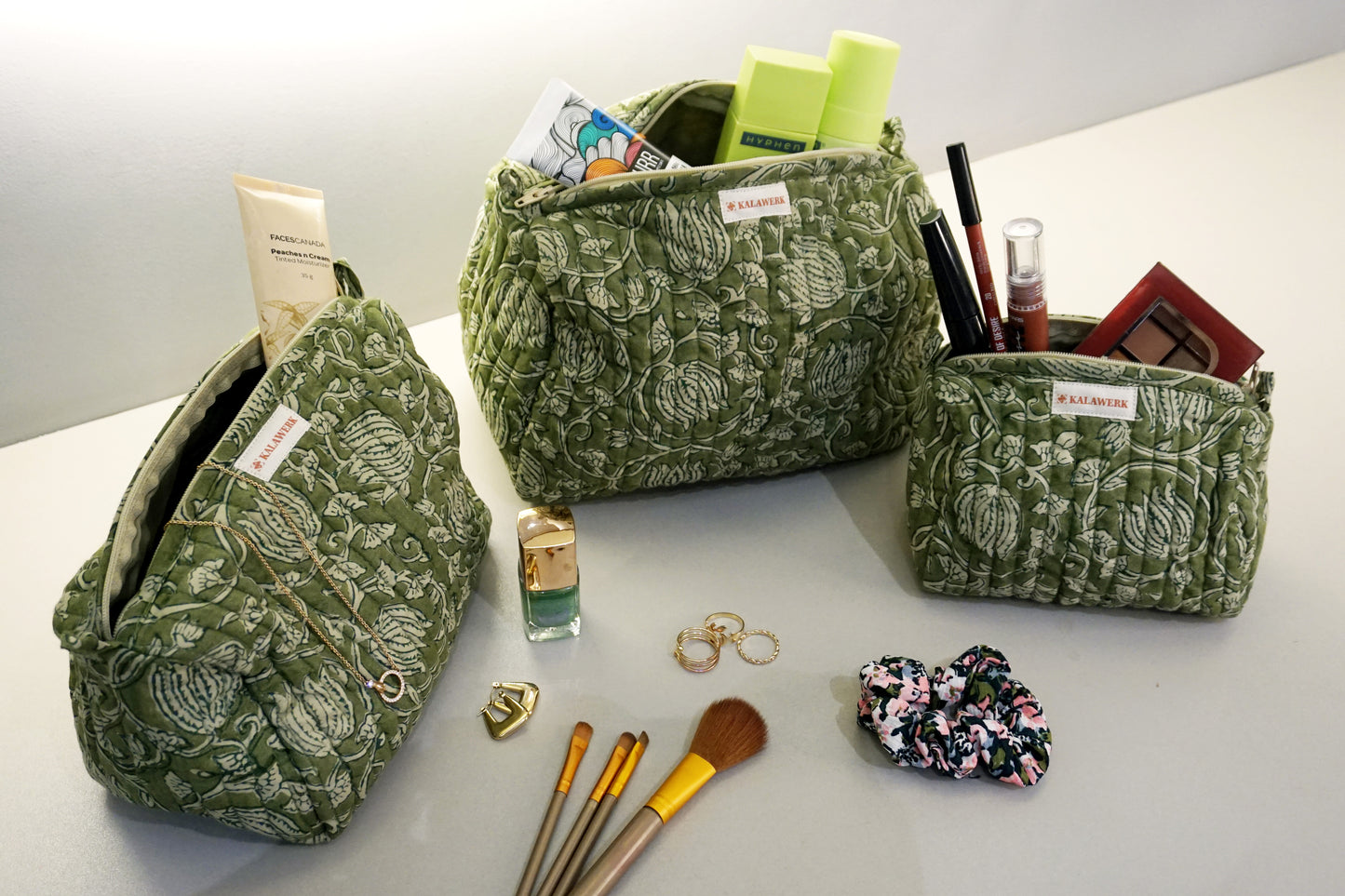 Olive Garden Travel Set